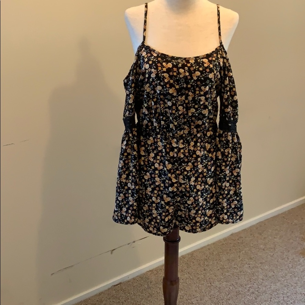 Black Floral Romper Laced Off the Shoulder Sleeves